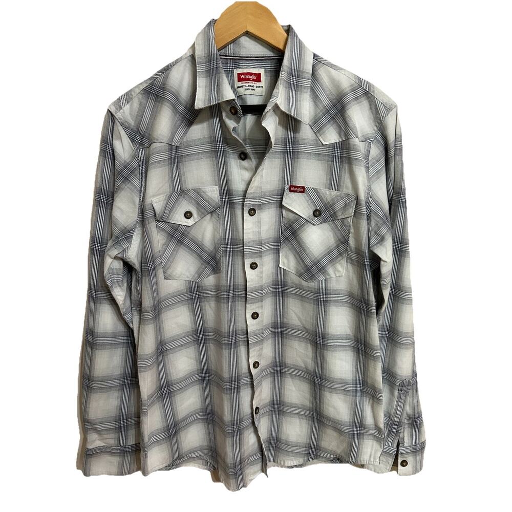 Wrangler Shirt Men’s Medium Buttons Plaid Hot Item!